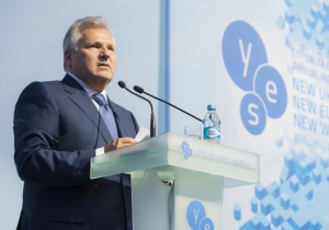 Russia will not change its “tune”, - Alexander Kwasniewski