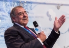 Ukraine should be provided with weapons – former US Defence Secretary Leon Panetta