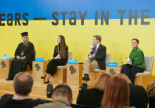 Democracy, Corruption, Unity - Ukrainian Realities vs. Appearances | YES meeting “Two Years — Stay in the Fight”