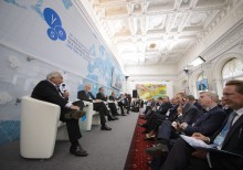 Second day of the 10th Yalta Annual Meeting of YES, sessions 1 - 3