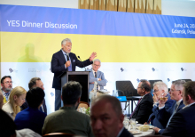 «Що потрібно Україні зараз» – YES Dinner Discussion напередодні URC у Ґданську