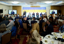 «Що потрібно Україні зараз» – YES Dinner Discussion напередодні URC у Ґданську