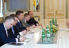 Yalta European Strategy Board members meet with President of Ukraine and members of Government